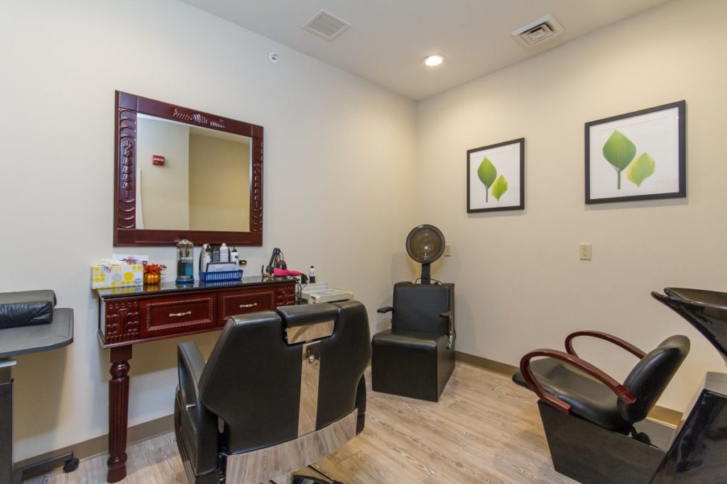 Beaver Lake Assisted Living Grooming Station